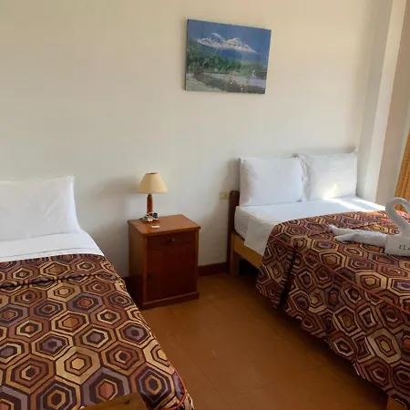 Hostal El Amigo-2