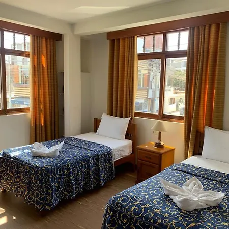 Hostal El Amigo-3